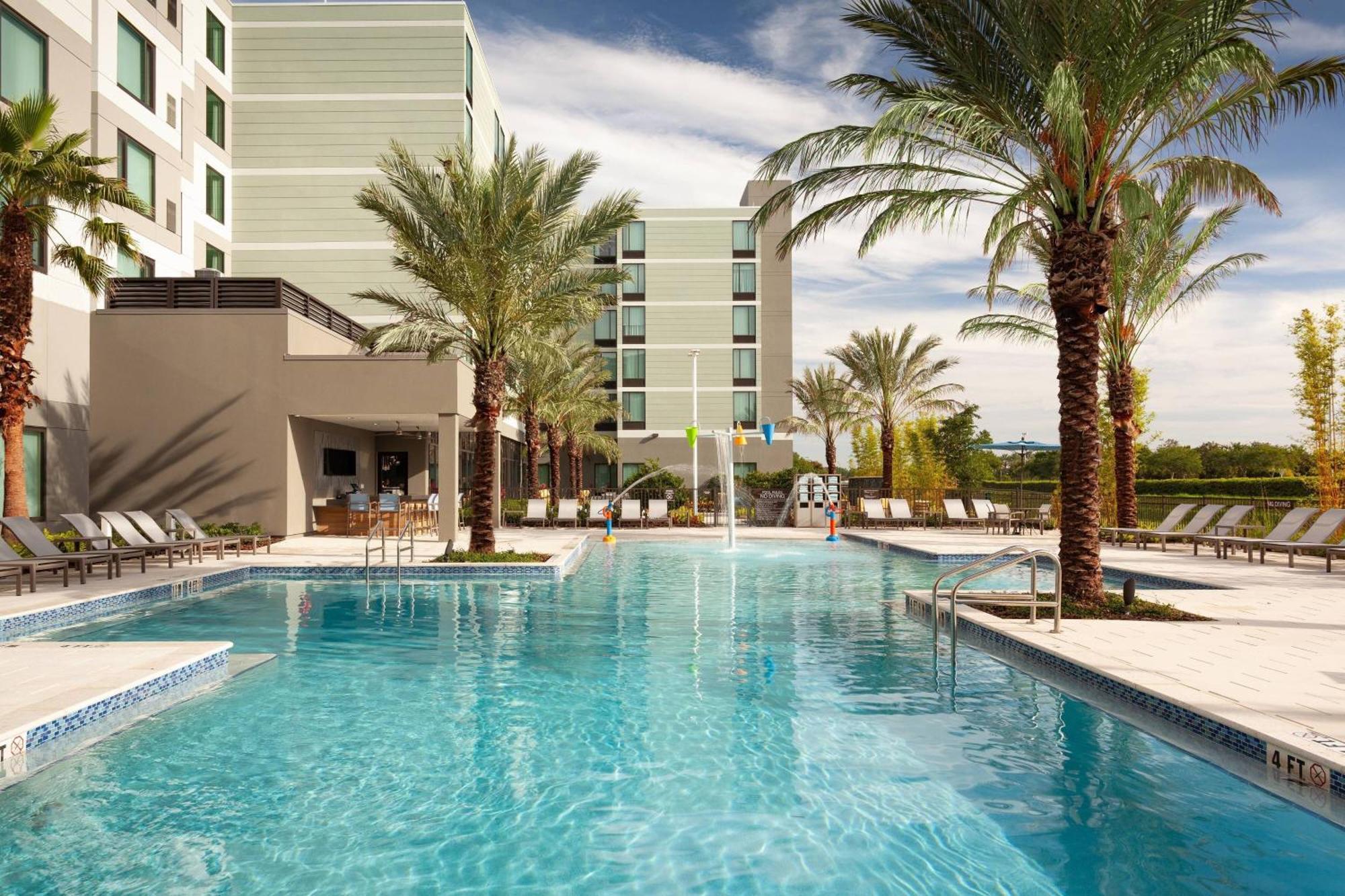 Springhill Suites By Marriott Orlando At Millenia Exterior foto