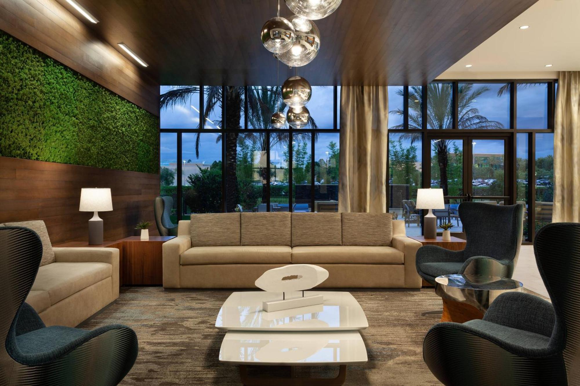 Springhill Suites By Marriott Orlando At Millenia Exterior foto